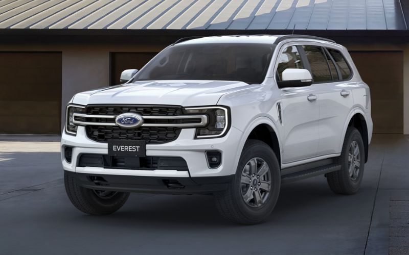 xe Ford Everest