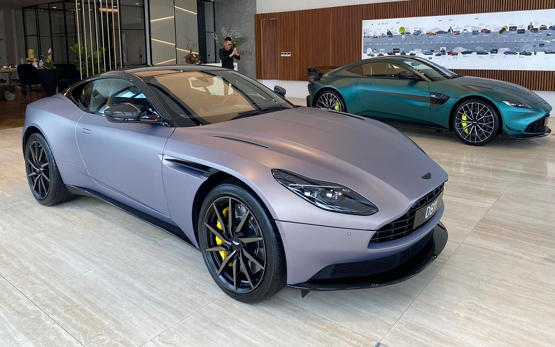 hãng Aston Martin