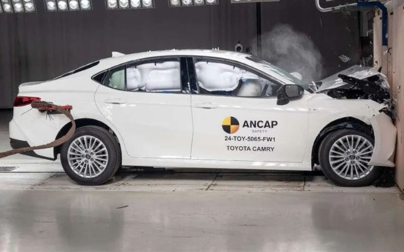 Toyota Camry 2025 được ANCAP chấm 5 sao an toàn